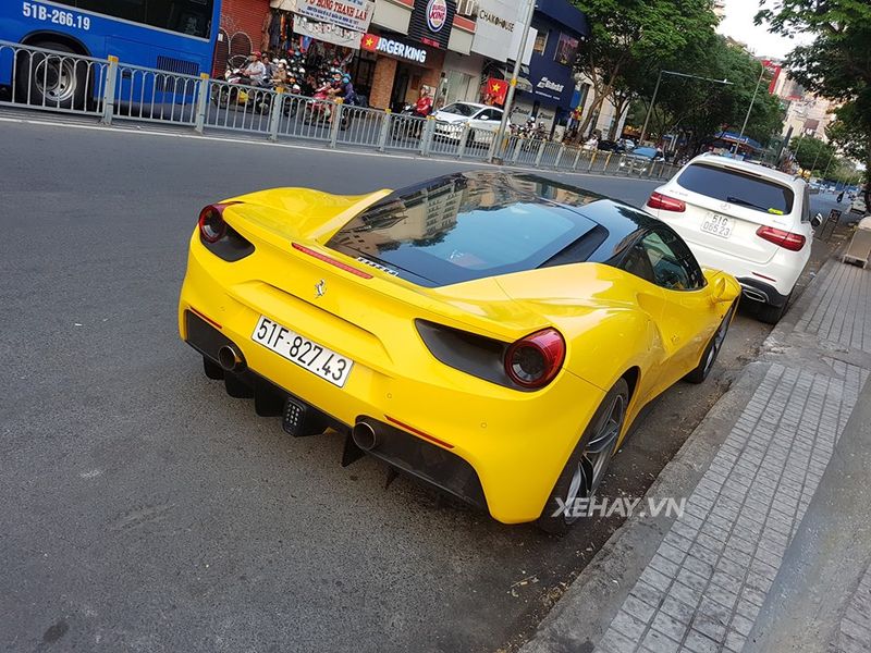 Sài Gòn: Hàng Hiếm Ferrari 488 GTB màu vàng Giallo Modena tái xuất đầu năm