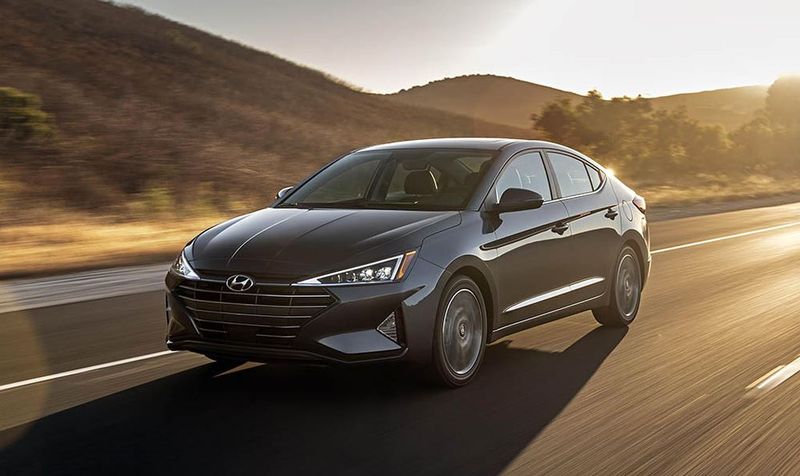 Hyundai Elantra 2019 thay đổi ấn tượng chuẩn bị ra mắt thị trường Việt