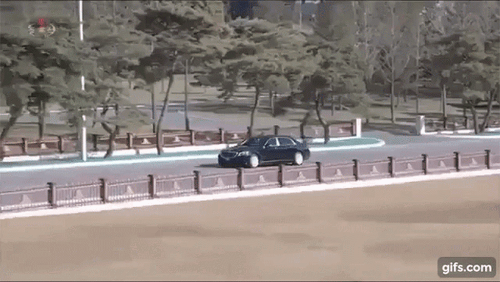 Lãnh đạo Triền Tiên Kim Jong Un tậu Mercedes-Maybach S600 chống đạn đời mới