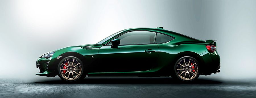 Toyota 86 bản màu xanh British Green Limited Edition chỉ dành riêng cho Nhật Bản