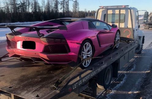 Lamborghini Aventador Roadster bị tạm giữ tại Canada vì vượt quá tốc độ giới hạn
