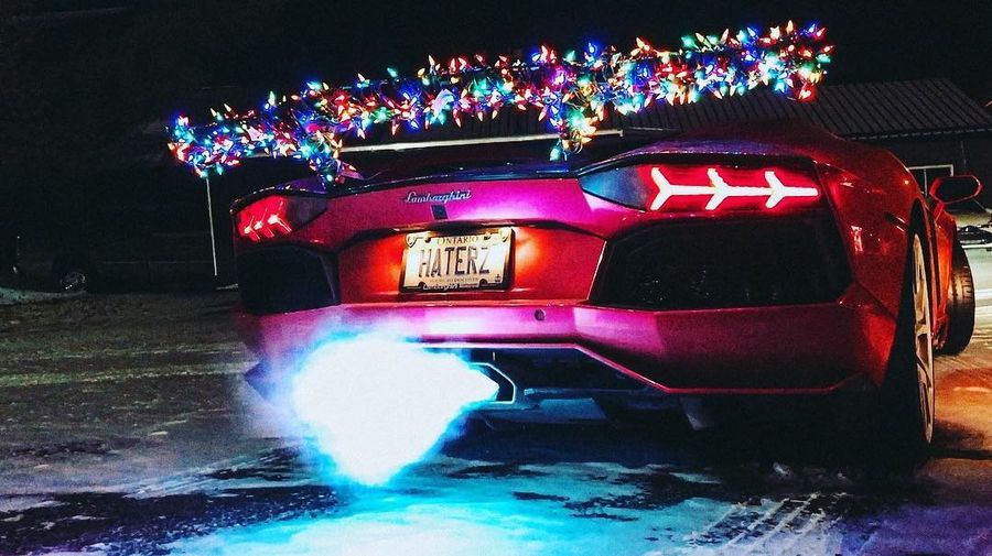 Lamborghini Aventador Roadster bị tạm giữ tại Canada vì vượt quá tốc độ giới hạn
