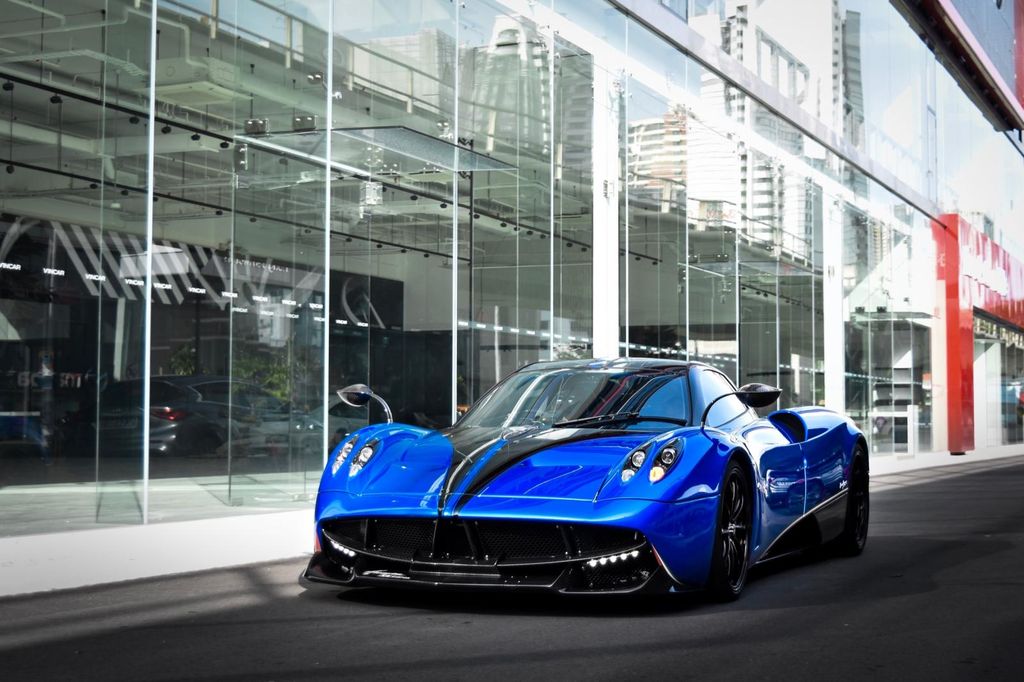 Đại gia Singapore chi hơn 4 tỷ VNĐ làm đẹp cho Pagani Huayra