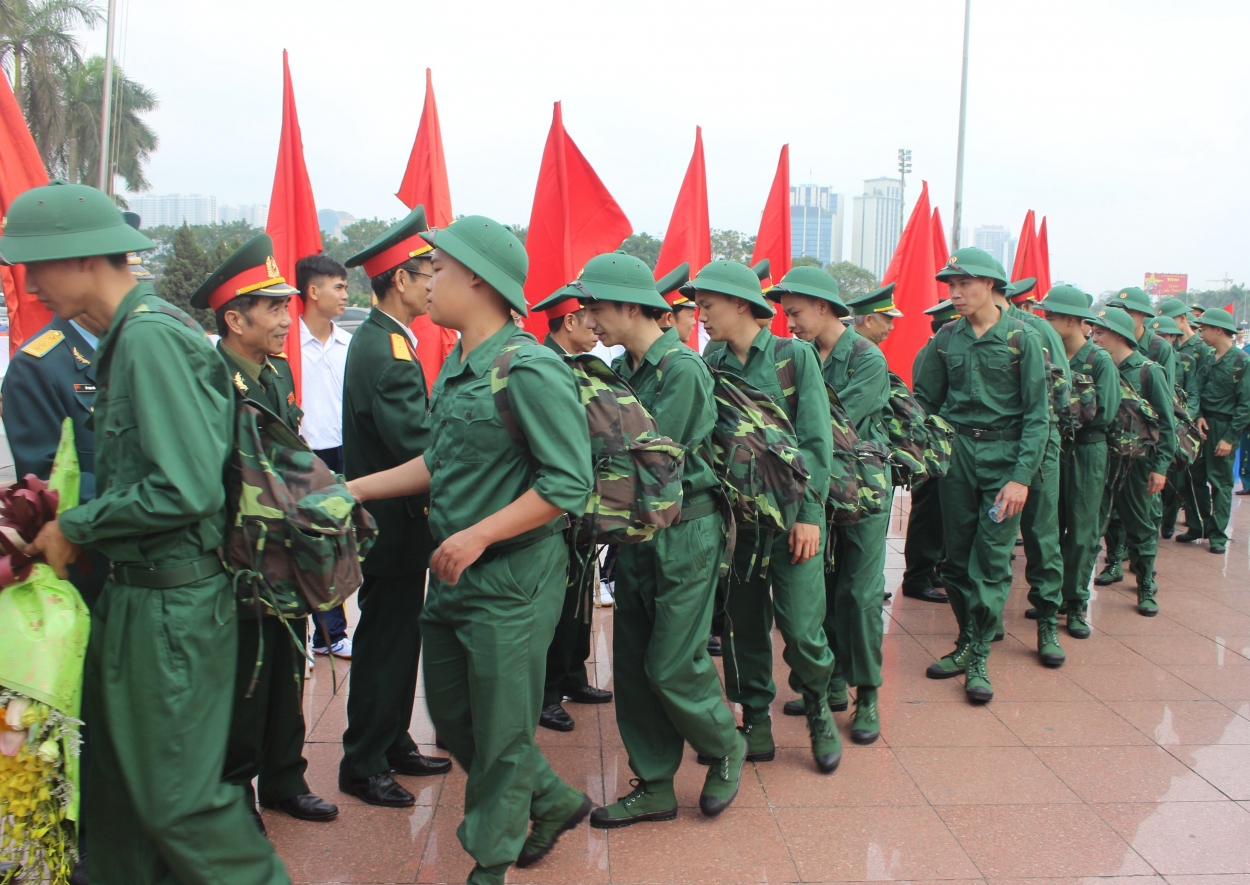 Dịp này, quận Nam Từ Liêm có 59 thanh niên nhập ngũ