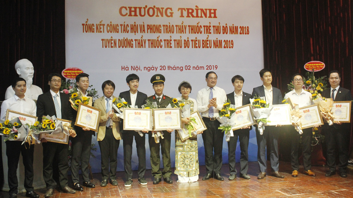 Tuyên dương 10 thầy thuốc trẻ Thủ đô tiêu biểu năm 2019