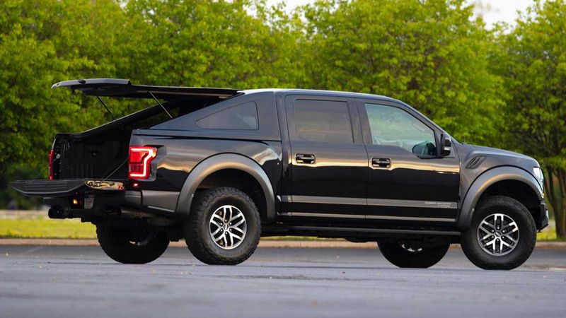 Ford F-150 sở hữu đuôi xe giống Mustang Fastback với gói độ Aero X