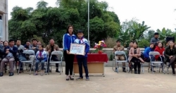 Chủ tịch UBND tỉnh Thanh Hóa tặng bằng khen nam sinh dũng cảm cứu bạn đuối nước