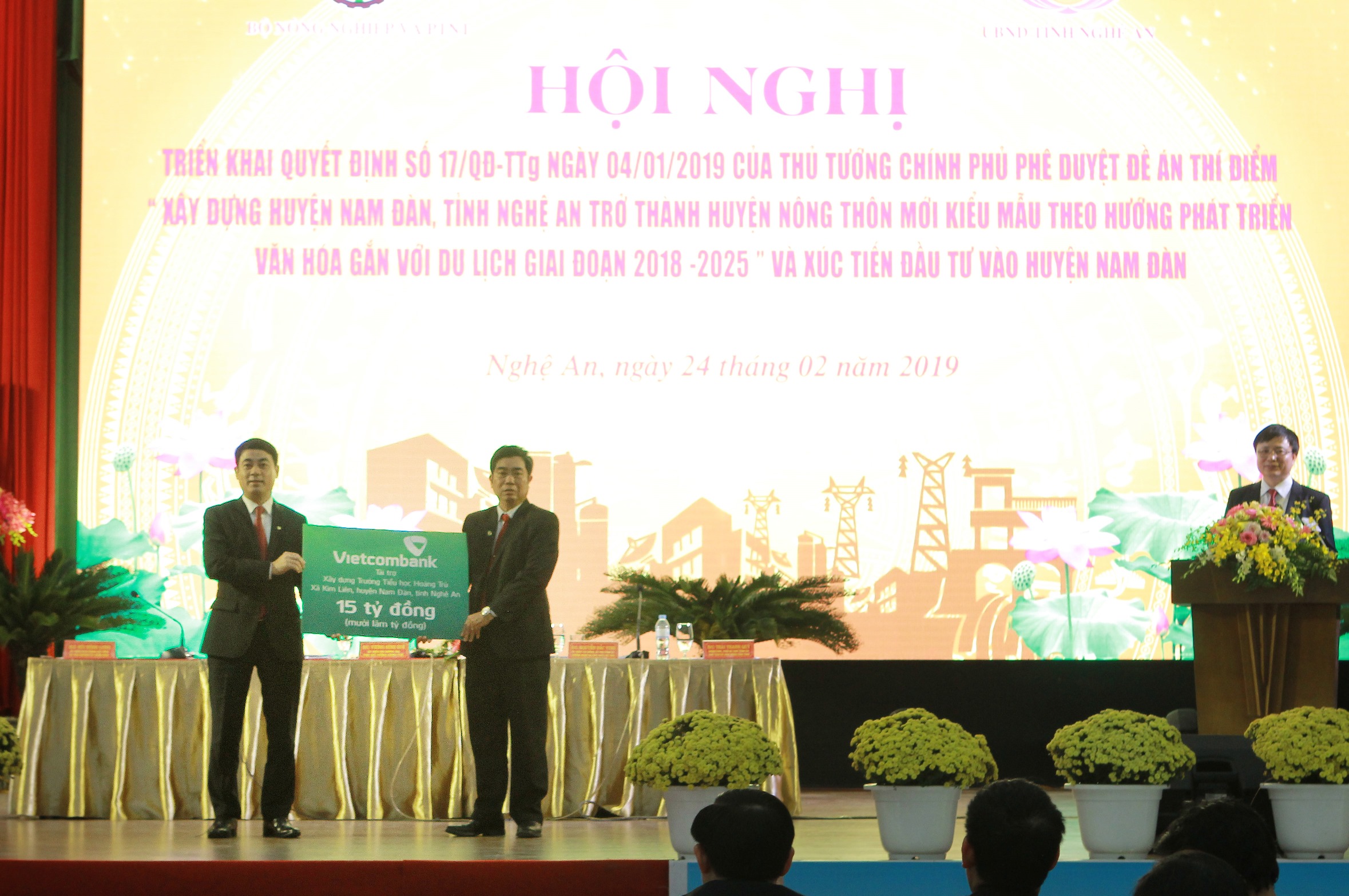 Vietcombank tài trợ 15 tỷ đồng xây trường tại huyện Nam Đàn, Nghệ An