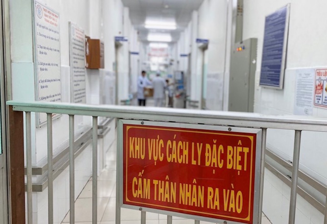 TP HCM: Bến xe, nhà ga tăng cường ứng phó dịch virus Corona