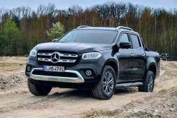Bán tải hạng sang Mercedes-Benz X-Class bị khai tử trong năm nay