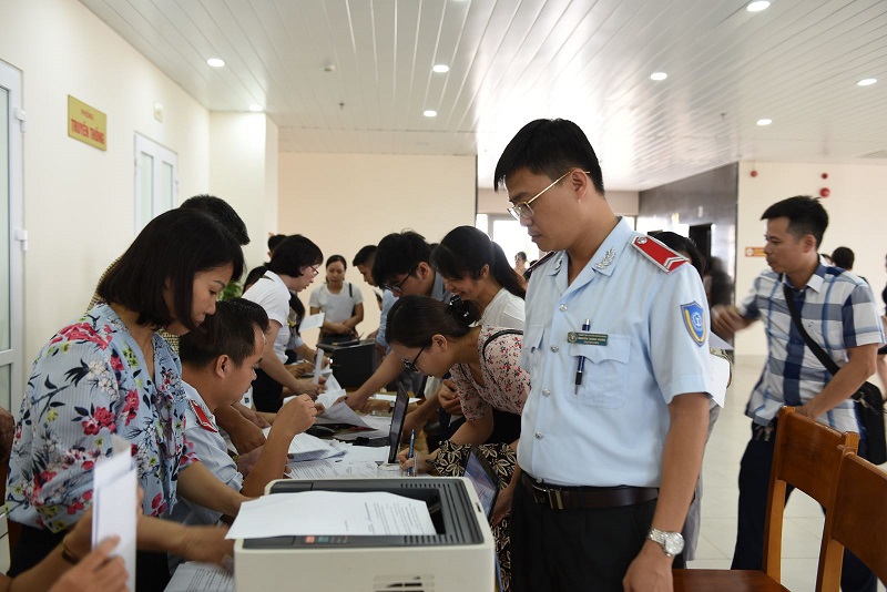 Hà Nội yêu cầu xử lý nghiêm những đơn vị tiếp tục nợ bảo hiểm xã hội, bảo hiểm y tế