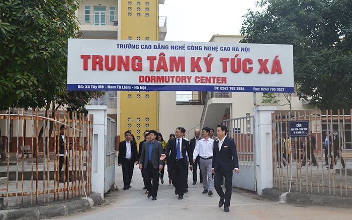 Đoàn kiểm tra công tác phòng, chống dịch Covid-19 tại trường Cao đẳng Nghề Công nghệ cao Hà Nội