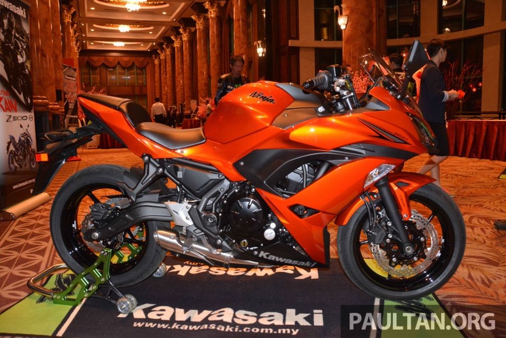 Chốt giá Kawasaki Ninja 650 ABS 2017 từ 190 triệu VNĐ