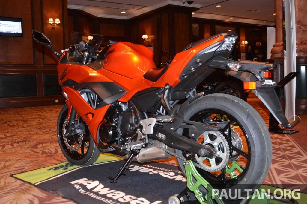 Chốt giá Kawasaki Ninja 650 ABS 2017 từ 190 triệu VNĐ