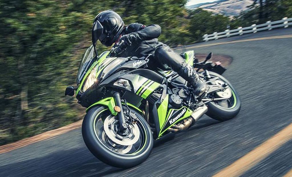 Chốt giá Kawasaki Ninja 650 ABS 2017 từ 190 triệu VNĐ