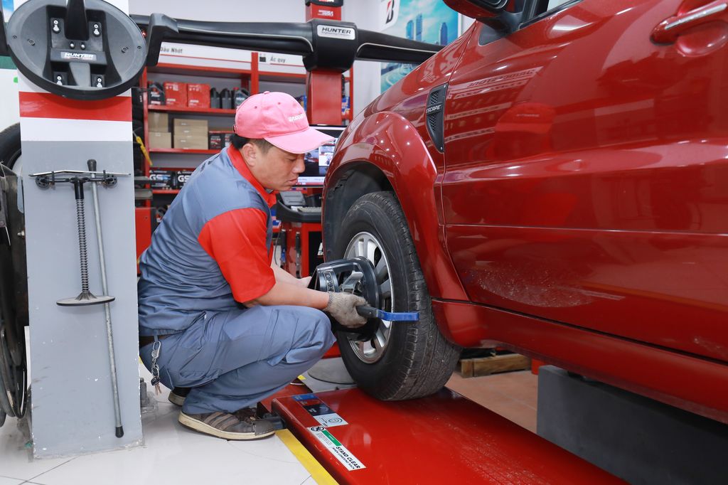 Khai trương trung tâm dịch vụ lốp xe du lịch Bridgestone An Việt Nhật tại Hà Nội