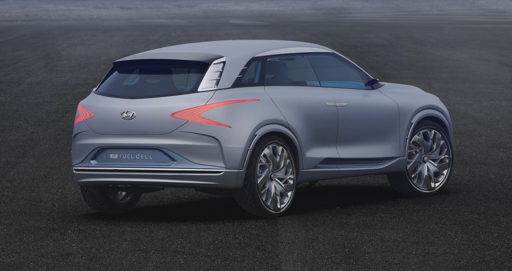 Hyundai trình làng xe chạy hydro FE Fuel Cell Concept tại Geneva