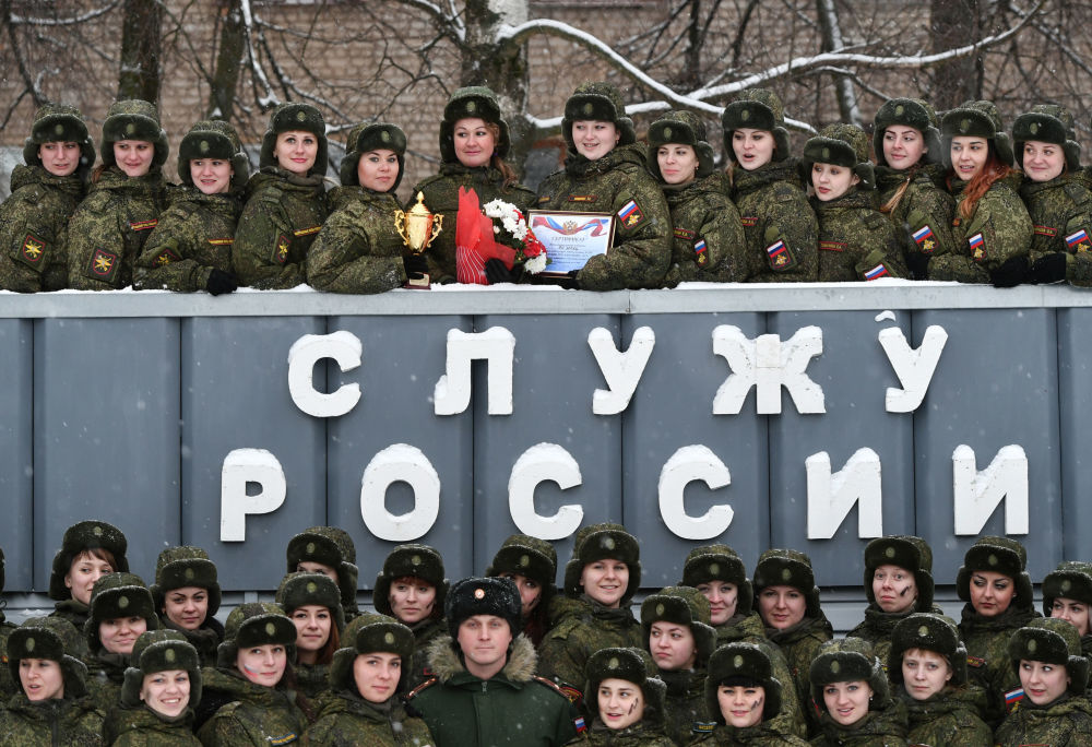 Chùm ảnh: Vẻ đẹp của những “bông hồng thép” trong quân đội Nga