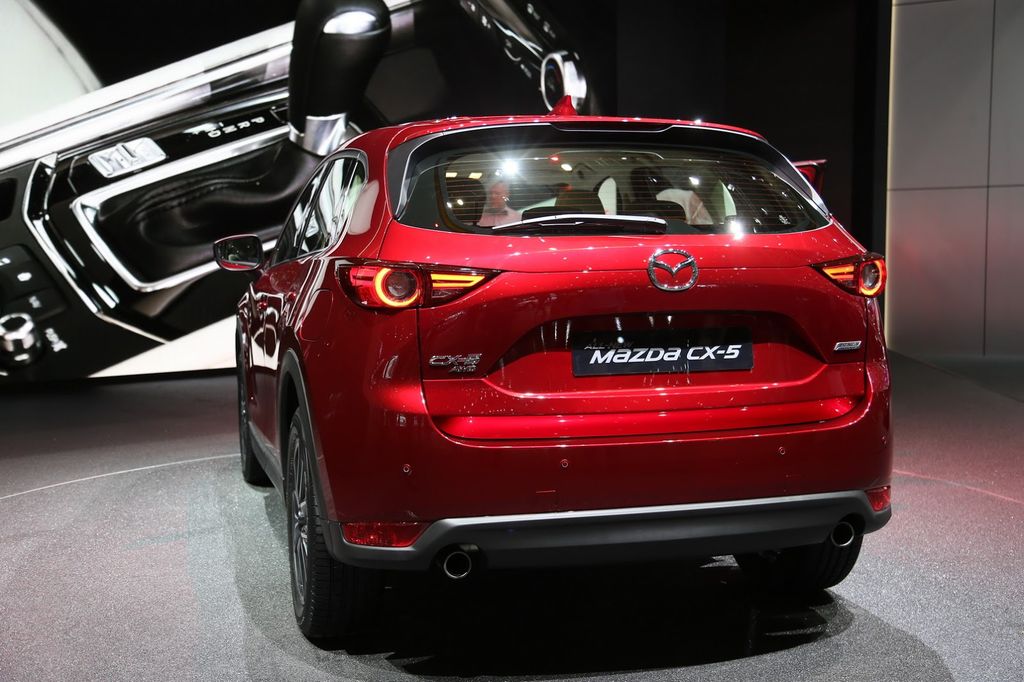Mazda CX-5 2017 tăng giá thêm 2.250 USD so với phiên bản cũ