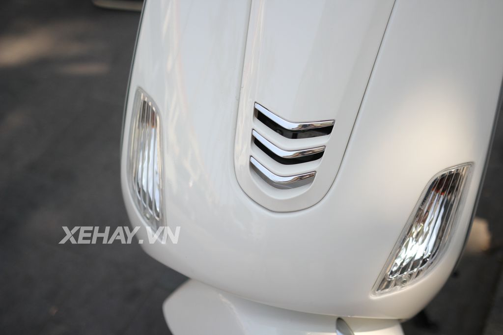 Chi tiết “người đẹp nước Ý” Vespa LX iGet 125