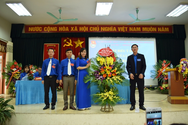 Đồng chí Nguyễn Thị Chuyền tái cử chức danh Bí thư Đoàn phường Minh Khai nhiệm kì  2017 - 2022