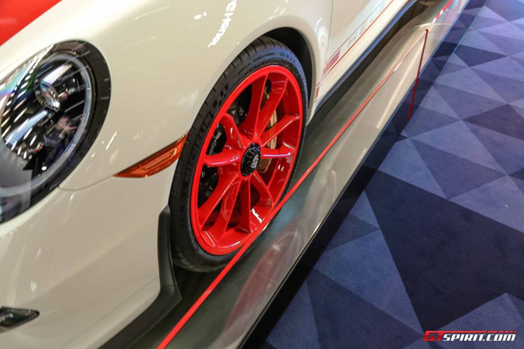 Porsche 911 R 