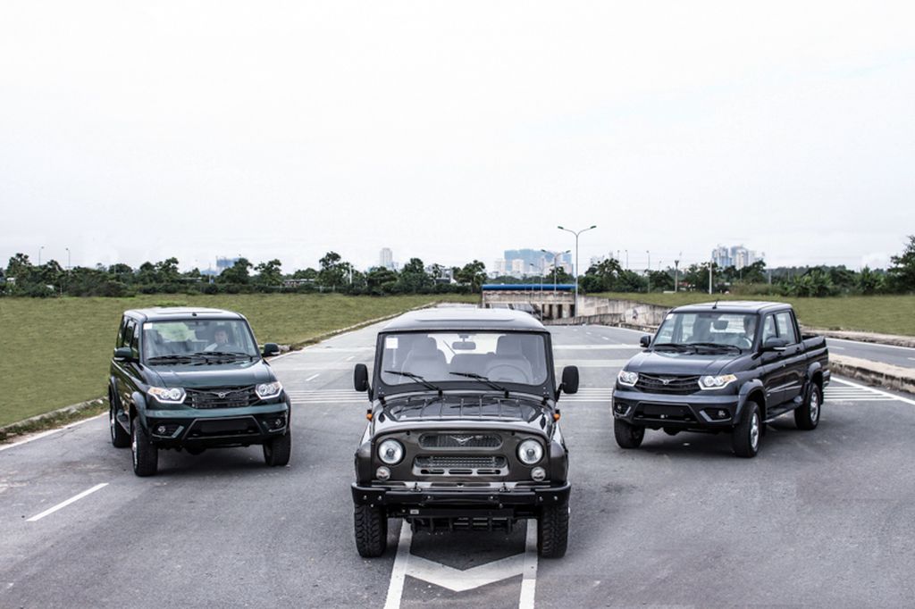 Xe Nga UAZ chính thức bán tại Việt Nam, giá từ 460 triệu đồng