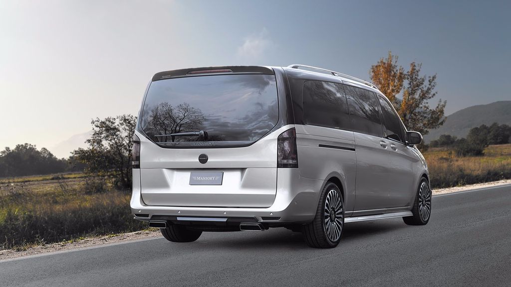 Mansory Mercedes V-Class – xe lounge hạng nhất cho các sếp bận rộn