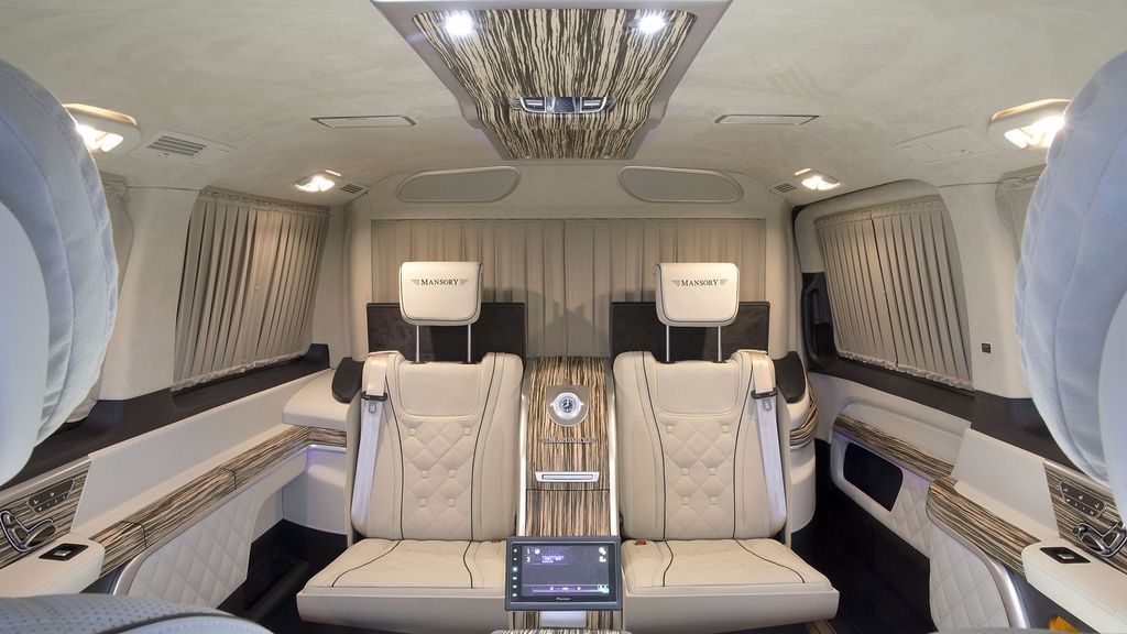 Mansory Mercedes V-Class – xe lounge hạng nhất cho các sếp bận rộn