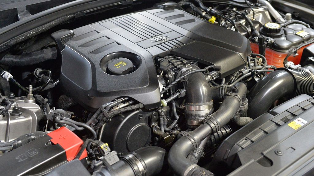 Land Rover Range Rover Velar phiên bản đắt nhất có giá 103.265 $ tại Mỹ