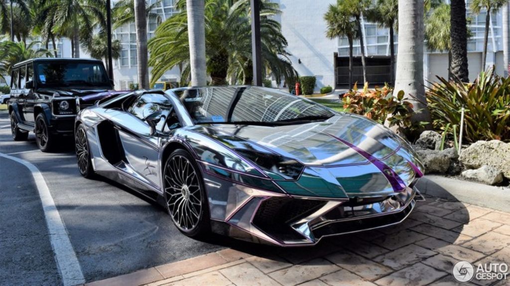 Mãn nhãn với Lamborghini Aventador SV màu bạc của dân chơi Mỹ