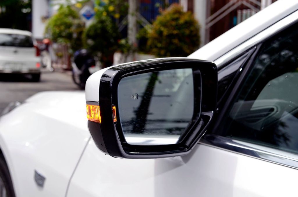 Xe sang “Mỹ” Cadillac CT6 2016 rao bán hơn 4.6 tỷ đồng tại Việt Nam