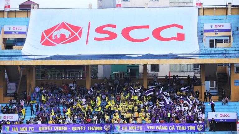 Tập đoàn SCG phối hợp cùng CLB Bóng đá Hà Nội trao tặng thiết bị thể thao cho 3 trường THCS