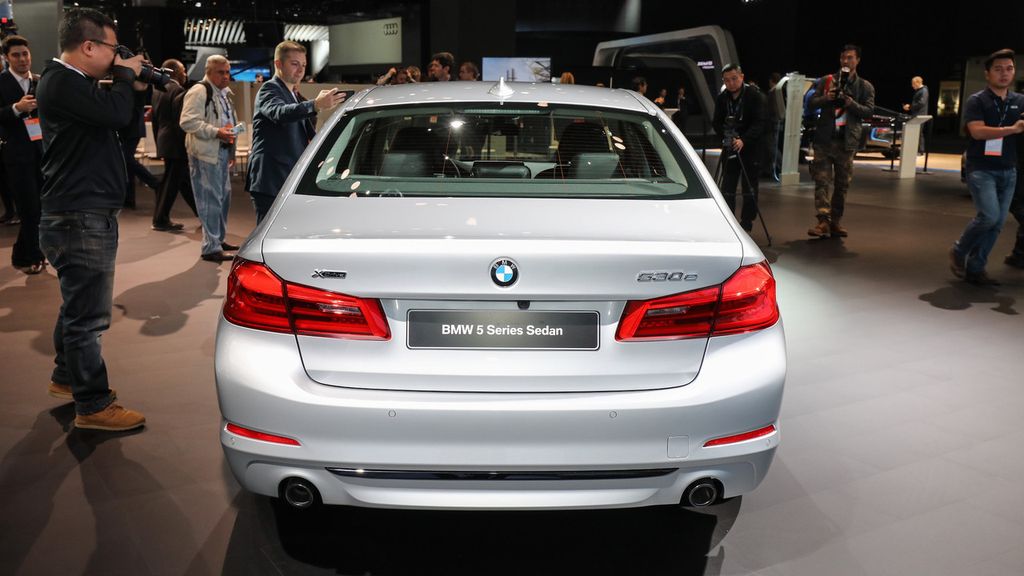 Những chiếc xe plug-in hybrid BMW iPerformance sẽ tỏa sáng tại New York