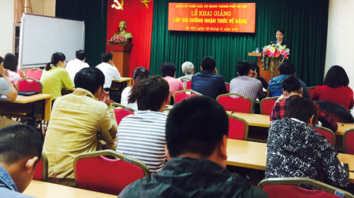 Hà Nội: Khai giảng Lớp bồi dưỡng nhận thức về Đảng