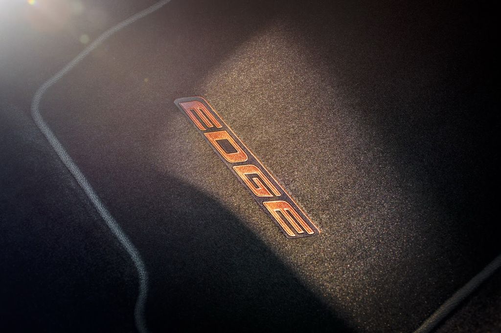 Ford vén màn phiên bản Edge mới cho khu vực nắng nóng tại Mỹ
