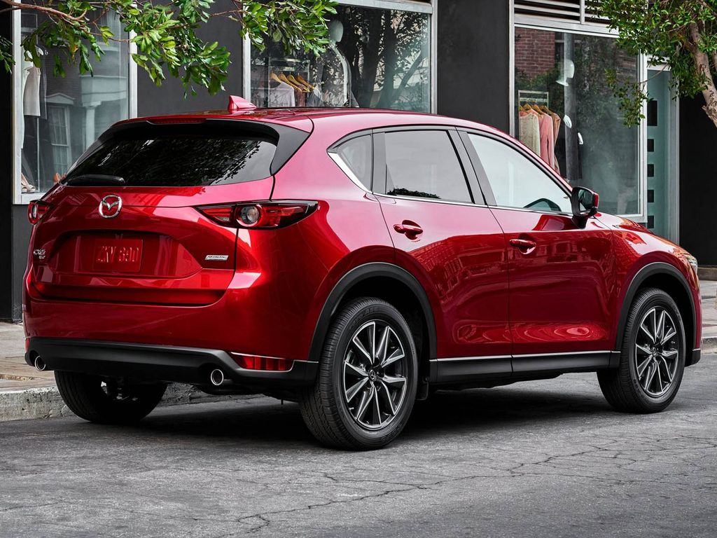 Mazda CX-5 2017 công bố giá khởi điểm 24.000 Bảng tại thị trường Anh