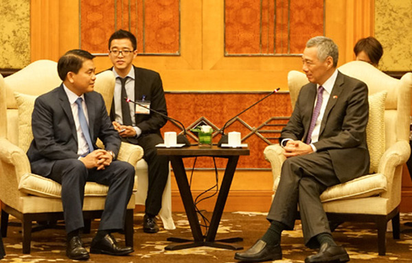 Chủ tịch UBND TP Hà Nội tiếp kiến Thủ tướng Singapore Lý Hiển Long
