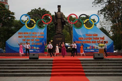 7.000 người Hà Nội nô nức tham dự Ngày chạy Olympic 2017