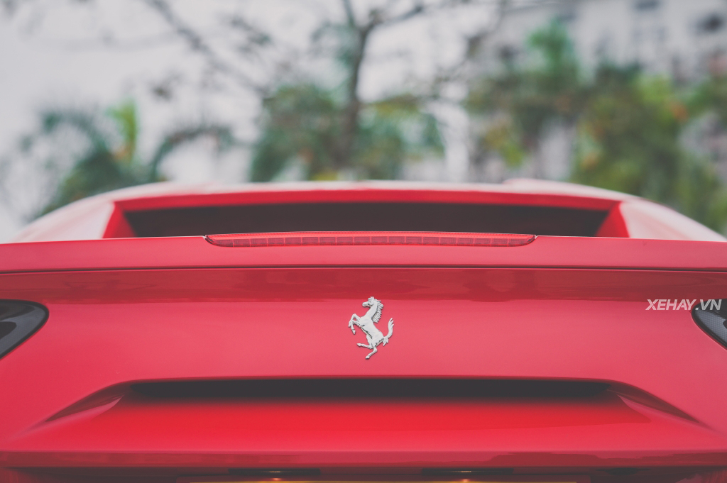 [ĐÁNH GIÁ XE] Ferrari 488 Spider - Bốn bánh xe và một bầu trời rộng mở
