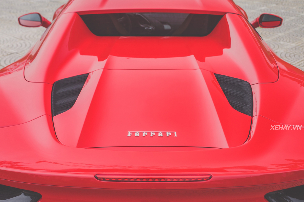 [ĐÁNH GIÁ XE] Ferrari 488 Spider - Bốn bánh xe và một bầu trời rộng mở