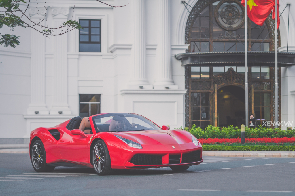 [ĐÁNH GIÁ XE] Ferrari 488 Spider - Bốn bánh xe và một bầu trời rộng mở
