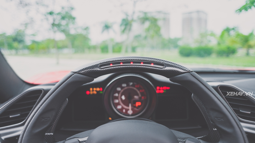 [ĐÁNH GIÁ XE] Ferrari 488 Spider - Bốn bánh xe và một bầu trời rộng mở