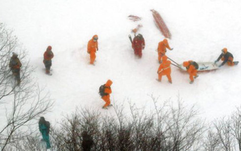 Thương tâm vụ tuyết lở làm 7 học sinh ở Nhật Bản thiệt mạng