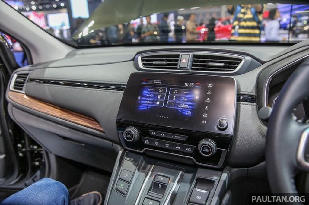 Chi tiết Honda CR-V 2017 cấu hình 7 chỗ ngồi tại Thái Lan