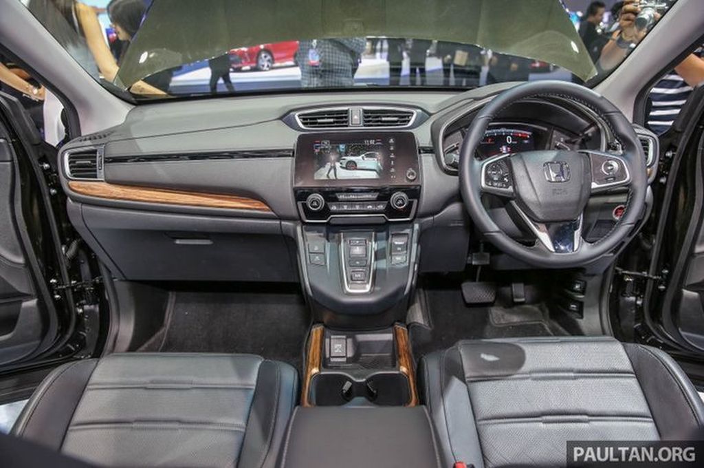 Chi tiết Honda CR-V 2017 cấu hình 7 chỗ ngồi tại Thái Lan