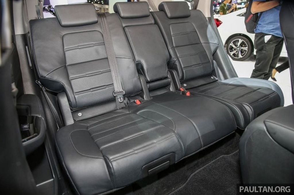 Chi tiết Honda CR-V 2017 cấu hình 7 chỗ ngồi tại Thái Lan