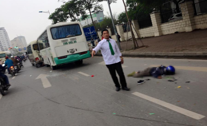 Hà Nội: Xe ô tô trong đoàn tang lễ gây tai nạn liên hoàn khiến một người tử vong