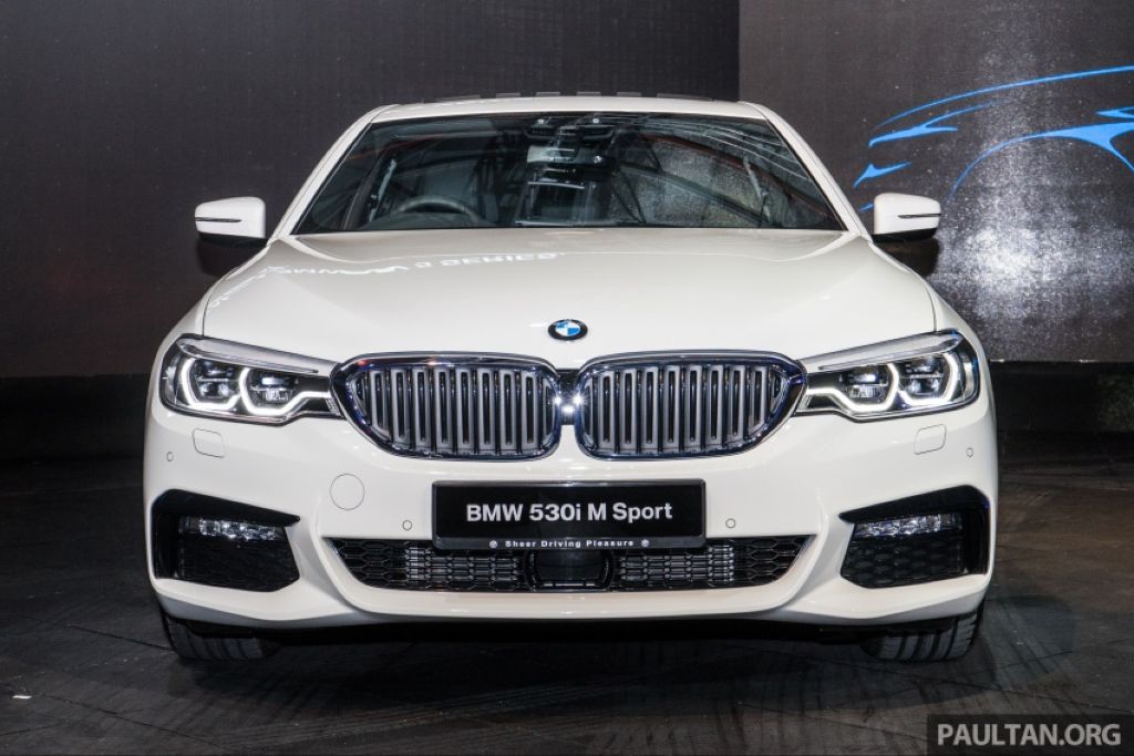 Malaysia: Ra mắt BMW 5-Series 2017, giá bán từ 398.800 RM