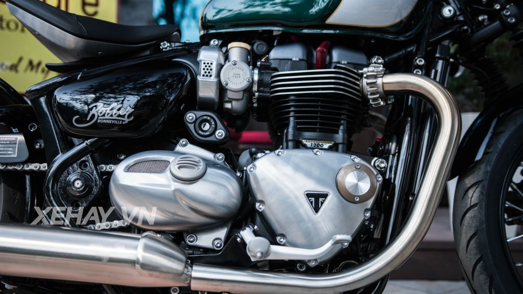 Cận cảnh “hàng hot” Triumph Bonneville Bobber 2017 tại Việt Nam
